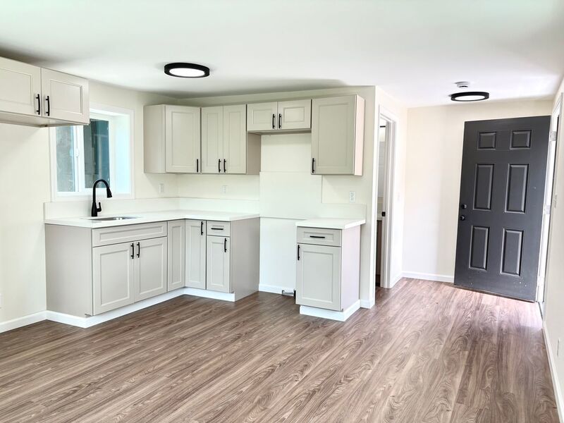 NEWLY REMODELED STUDIO/1 BATH HOME IN MOANALUA VALLEY! property image