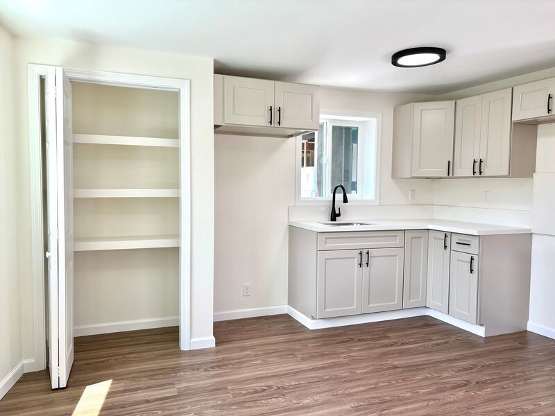 NEWLY REMODELED STUDIO/1 BATH HOME IN MOANALUA VALLEY! property image