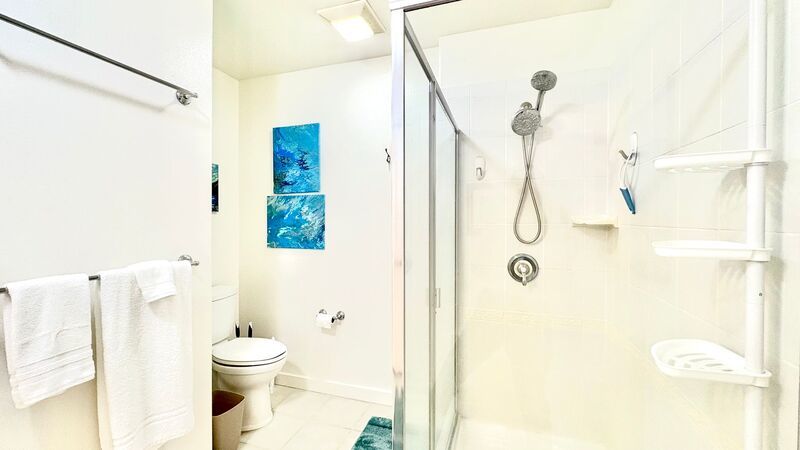 Fully Furnished 2 BD/2 BA/2 PRKG in Kai Lani (Ko Olina)! Washer/Dryer & Central AC property image
