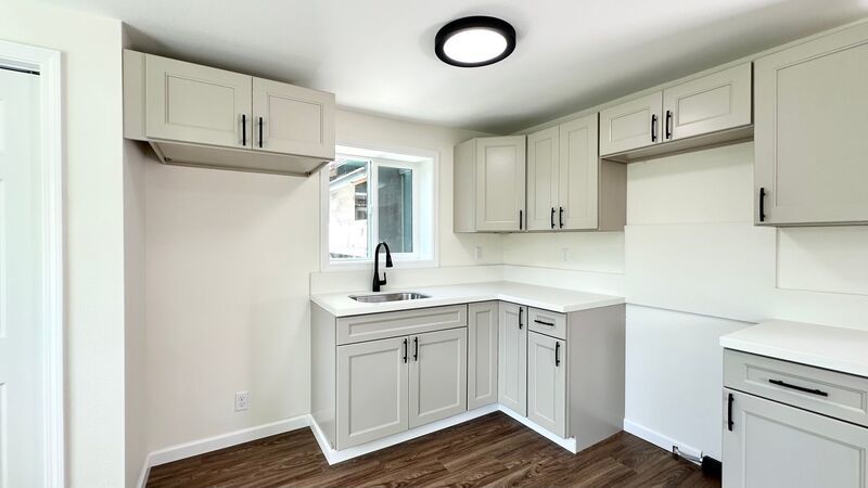 NEWLY REMODELED STUDIO/1 BATH HOME IN MOANALUA VALLEY! property image