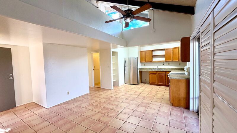 AVAILABLE NOW! 2 BED/1 BATH TOWNHOME W/ LOFT & COVERED PATIO IN MILILANI - Pet Friendly! property image