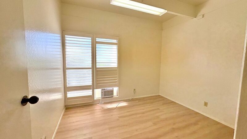 AVAILABLE NOW! 2 BED/1 BATH TOWNHOME W/ LOFT & COVERED PATIO IN MILILANI - Pet Friendly! property image