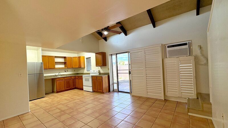 AVAILABLE NOW! 2 BED/1 BATH TOWNHOME W/ LOFT & COVERED PATIO IN MILILANI - Pet Friendly! property image