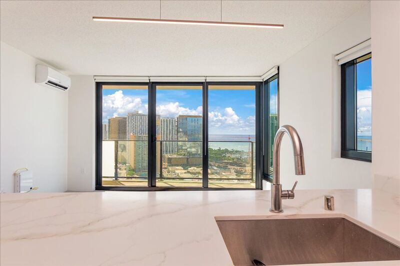 High Floor 2 BED/2 BATH/2 PRKG in brand new ILILANI - W/D INSIDE, LANAI, Corner Unit w/ Ocean View!! property image