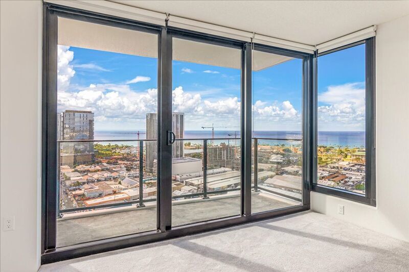 High Floor 2 BED/2 BATH/2 PRKG in brand new ILILANI - W/D INSIDE, LANAI, Corner Unit w/ Ocean View!! property image