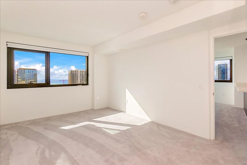 High Floor 2 BED/2 BATH/2 PRKG in brand new ILILANI - W/D INSIDE, LANAI, Corner Unit w/ Ocean View!! property image