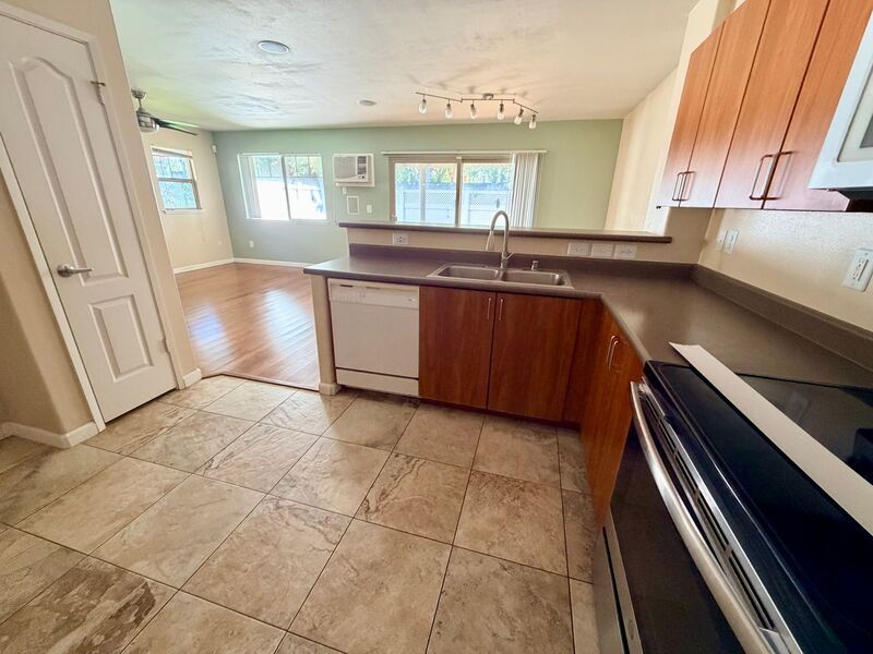 Spacious 3-Bedroom Townhome in Nohona at Mililani Mauka Available Now! property image