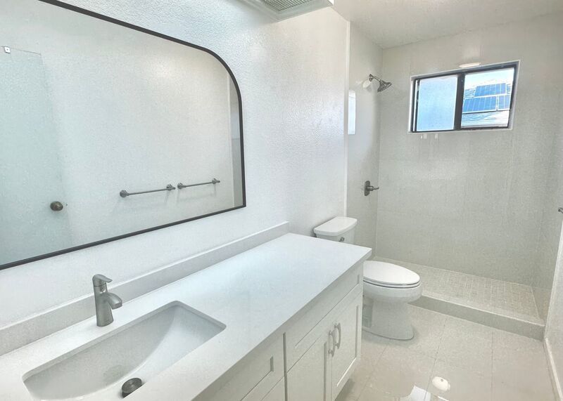 SPACIOUS 3 BEDROOM 2.5 BATH HOME IN KAIMUKI W/2 CAR GARAGE property image