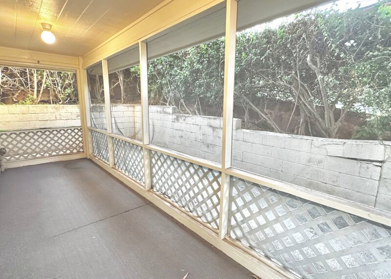 SPACIOUS 3 BEDROOM 2.5 BATH HOME IN KAIMUKI W/2 CAR GARAGE property image