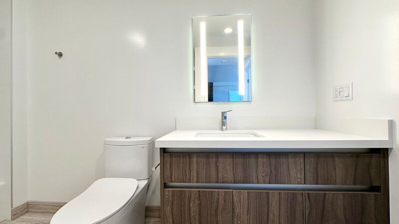 BRAND NEW 2 BED/2 BATH/2 PRKG with LANAI & W/D IN THE PARK ON KEEAUMOKU (Ala Moana) property image
