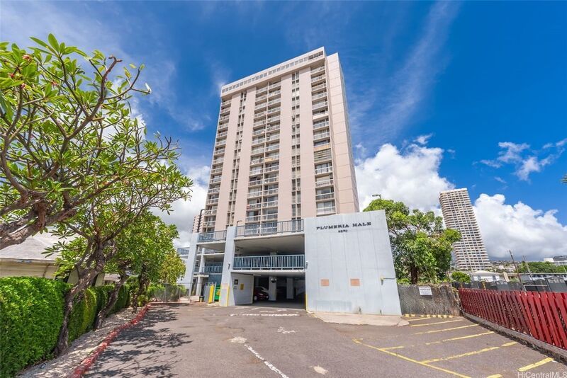 Views of Waikiki - 2 Bed/1 Bath Located in the Plumeria Hale (Kapiolani) Available NOW! property image
