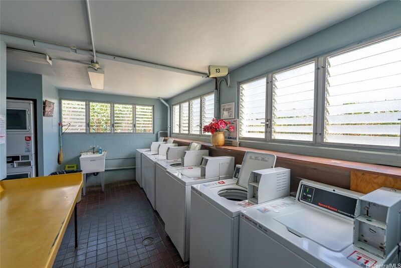 Views of Waikiki - 2 Bed/1 Bath Located in the Plumeria Hale (Kapiolani) Available NOW! property image