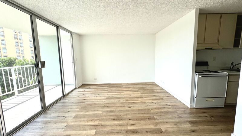 Spacious 1 BED/1 BATH/1 Assigned Parking with LANAI in 1013 Prospect (Punchbowl) property image
