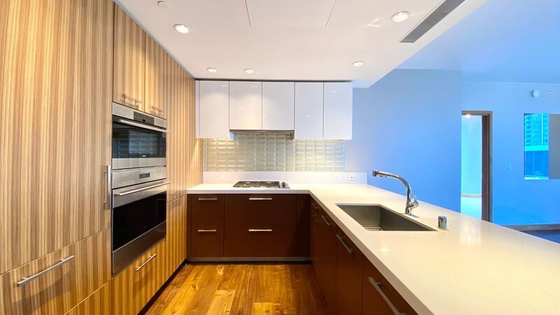 Lowest Priced 2-Bed Unit in ONE Ala Moana!!! PENTHOUSE 2 BED/2BATH with Ocean & Mountain Views! property image