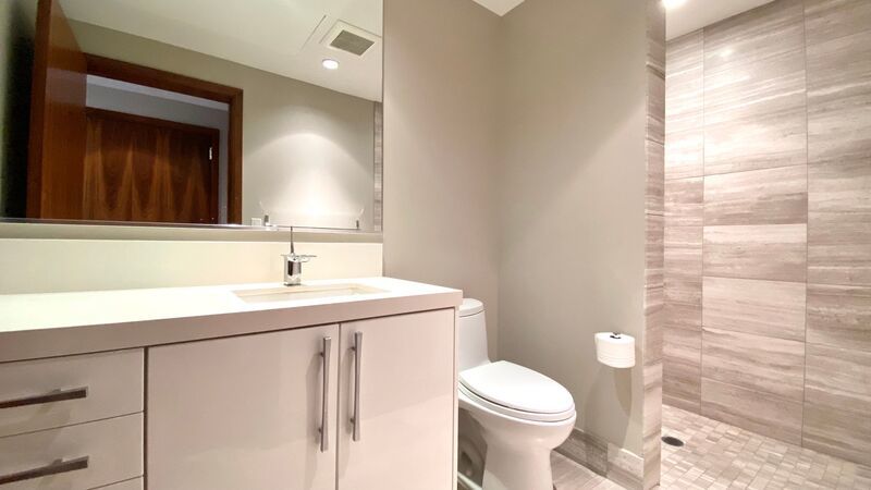 Lowest Priced 2-Bed Unit in ONE Ala Moana!!! PENTHOUSE 2 BED/2BATH with Ocean & Mountain Views! property image