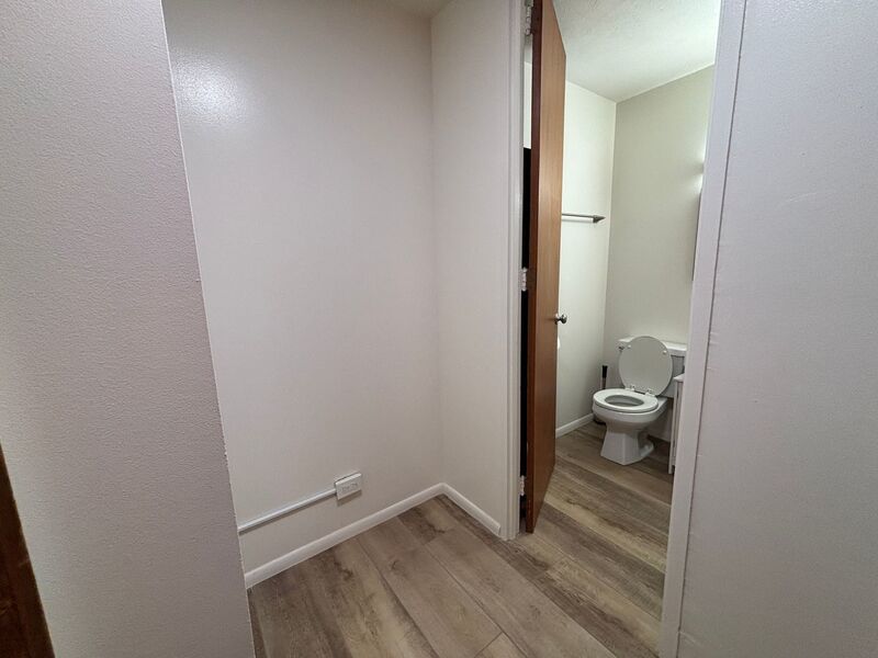 Queen Emma Gardens – Prince Tower | Studio | 1 Bath | 1 Assigned Parking property image