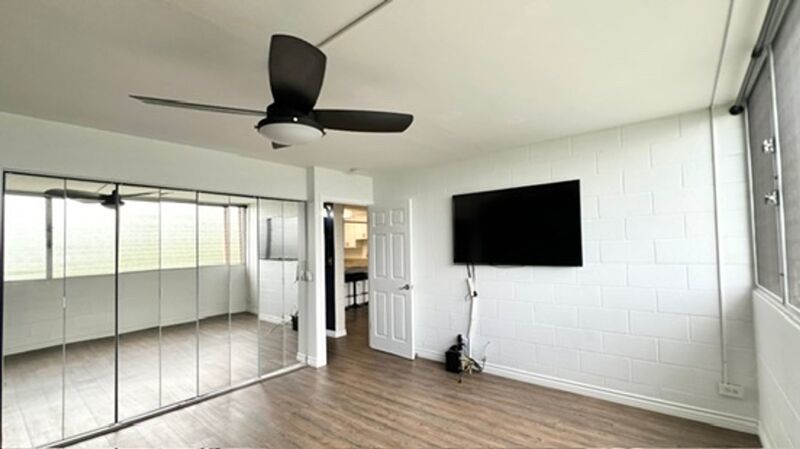 AVAILABLE NOW! Spacious 3-Bedroom, 2-Bath Corner-end Split-level Unit in Kaneohe with 1 Assigned Parking Stall property image