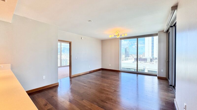 Lowest Priced 2-Bed Unit in ONE Ala Moana!!! PENTHOUSE 2 BED/2BATH with Ocean & Mountain Views! property image