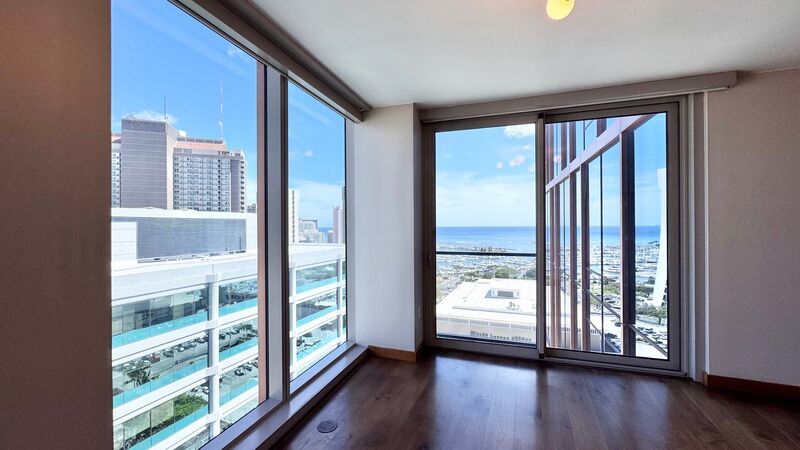Lowest Priced 2-Bed Unit in ONE Ala Moana!!! PENTHOUSE 2 BED/2BATH with Ocean & Mountain Views! property image