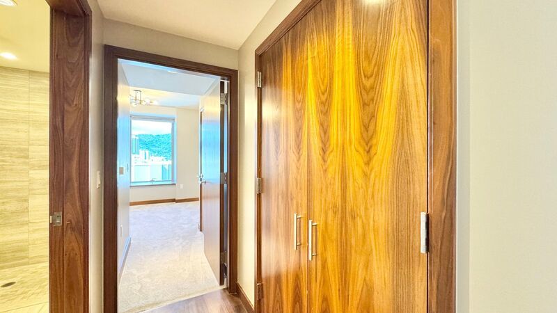 Lowest Priced 2-Bed Unit in ONE Ala Moana!!! PENTHOUSE 2 BED/2BATH with Ocean & Mountain Views! property image