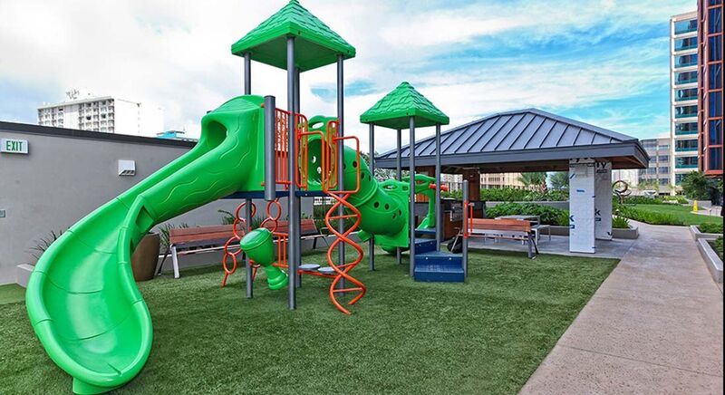 Lowest Priced 2-Bed Unit in ONE Ala Moana!!! PENTHOUSE 2 BED/2BATH with Ocean & Mountain Views! property image