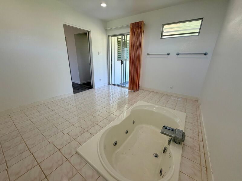 Newly Renovated 5BR/2BA Home – Move-In Ready in Pearl City property image