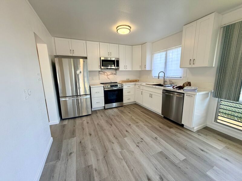 Newly Renovated 5BR/2BA Home – Move-In Ready in Pearl City property image