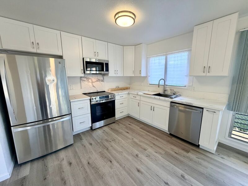 Newly Renovated 5BR/2BA Home – Move-In Ready in Pearl City property image