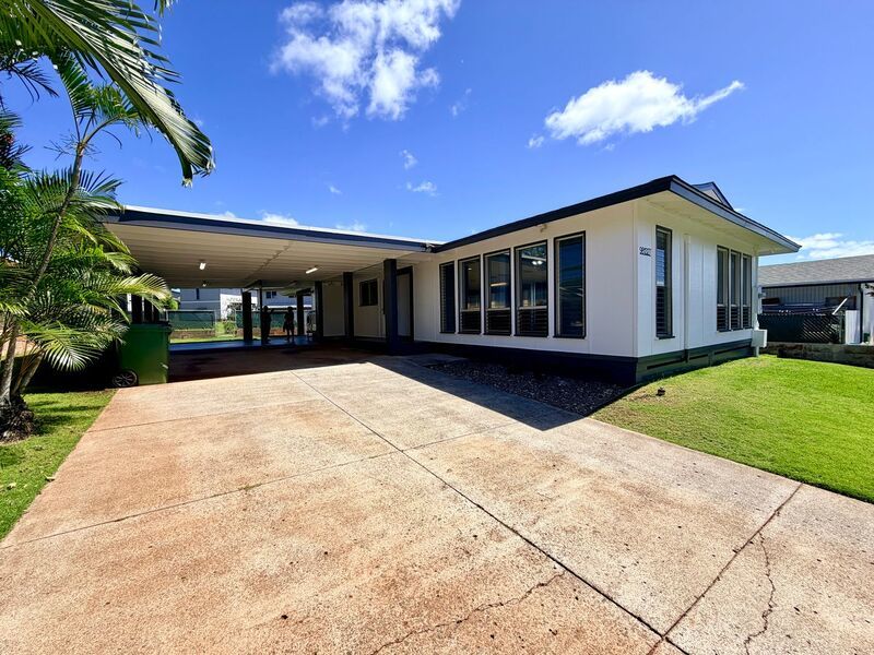 Newly Renovated 5BR/2BA Home – Move-In Ready in Pearl City property image