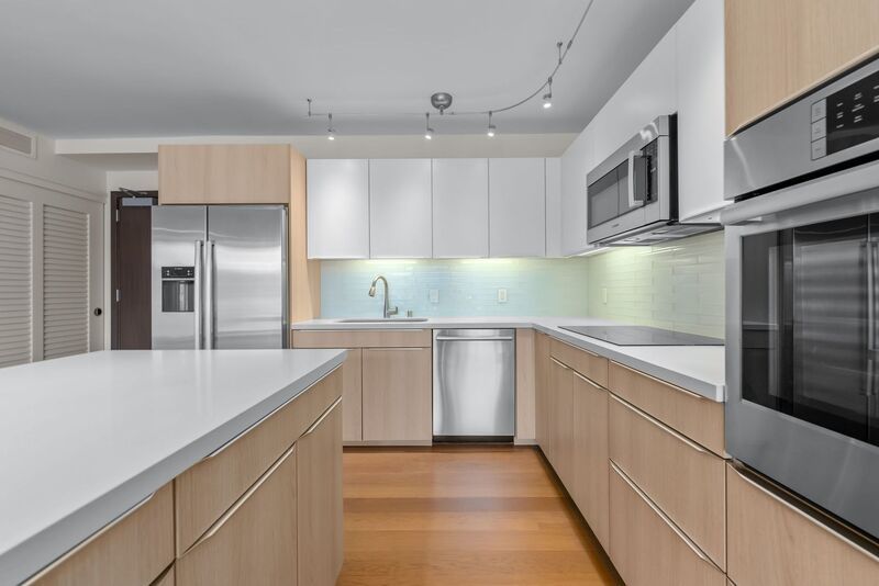 Available NOW - Highly Desired 1 BED 1 BATH in Kaakaako property image