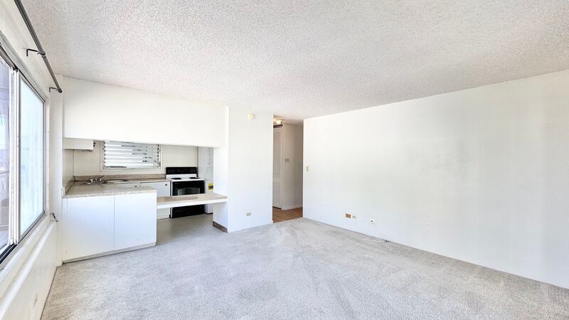 SPACIOUS STUDIO w/ LANAI & Washer/Dryer INSIDE unit - AVAILABLE NOW in MAKIKI - Conveniently Located! property image
