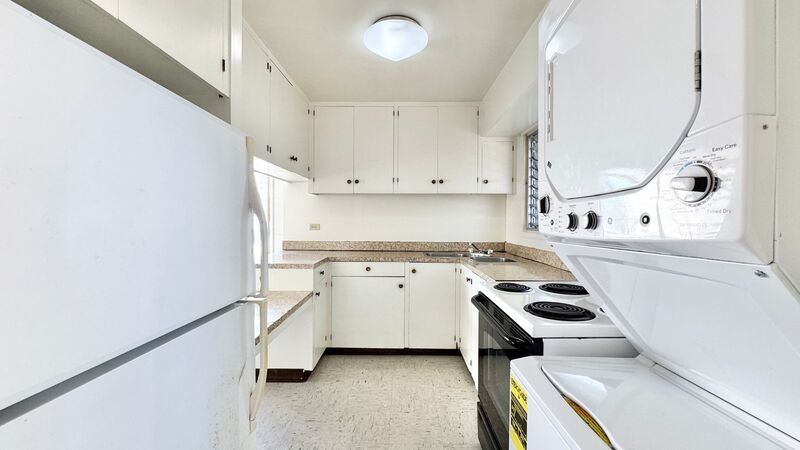 SPACIOUS STUDIO w/ LANAI & Washer/Dryer INSIDE unit - AVAILABLE NOW in MAKIKI - Conveniently Located! property image