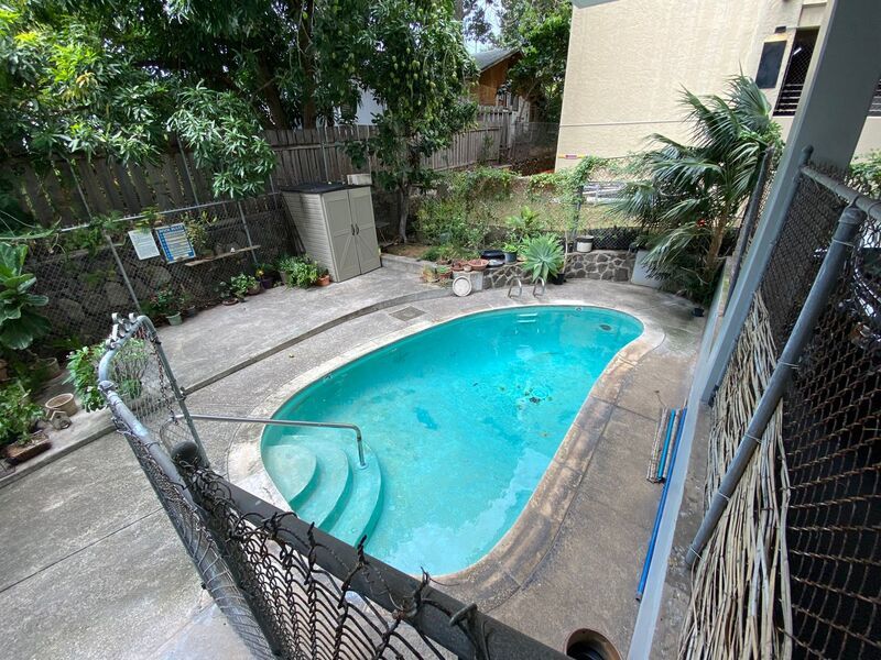SPACIOUS STUDIO w/ LANAI & Washer/Dryer INSIDE unit - AVAILABLE NOW in MAKIKI - Conveniently Located! property image