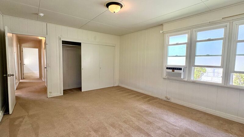 Available Now!! 3 BED/2.5BA + Large Carport, Yard!! property image