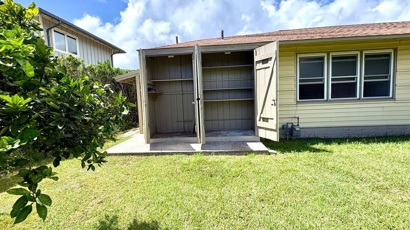 Available Now!! 3 BED/2.5BA + Large Carport, Yard!! property image