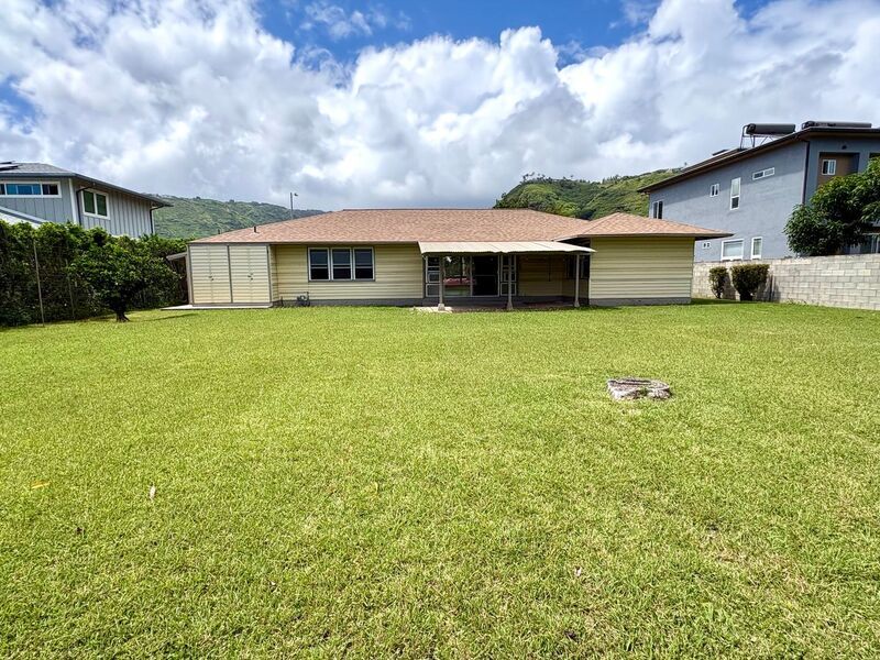 Available Now!! 3 BED/2.5BA + Large Carport, Yard!! property image