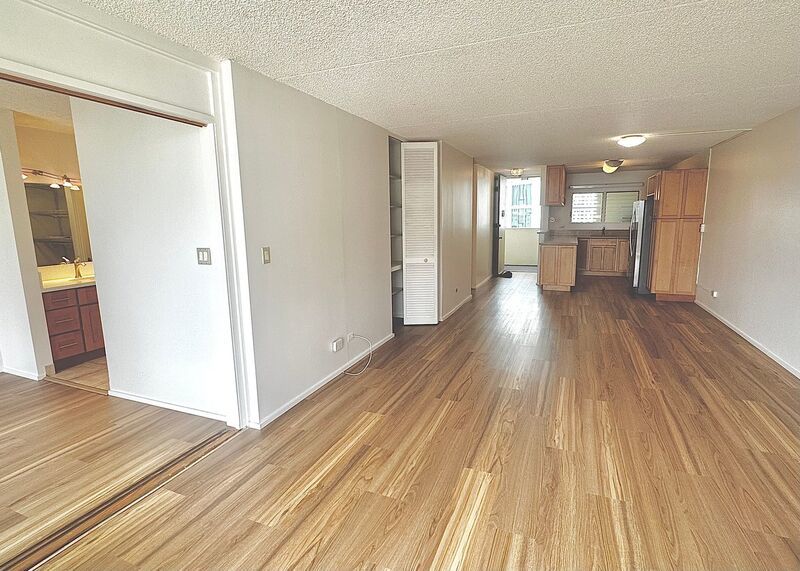 CONVENIENTY LOCATED AND SPACIOUS 2BD/2BA CONDO UNIT - WAIKIKI (NEWLY RENOVATED) property image