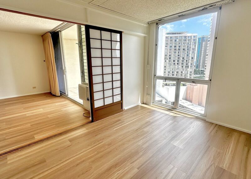 CONVENIENTY LOCATED AND SPACIOUS 2BD/2BA CONDO UNIT - WAIKIKI (NEWLY RENOVATED) property image