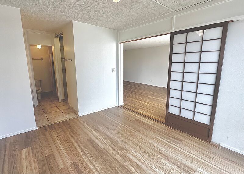 CONVENIENTY LOCATED AND SPACIOUS 2BD/2BA CONDO UNIT - WAIKIKI (NEWLY RENOVATED) property image