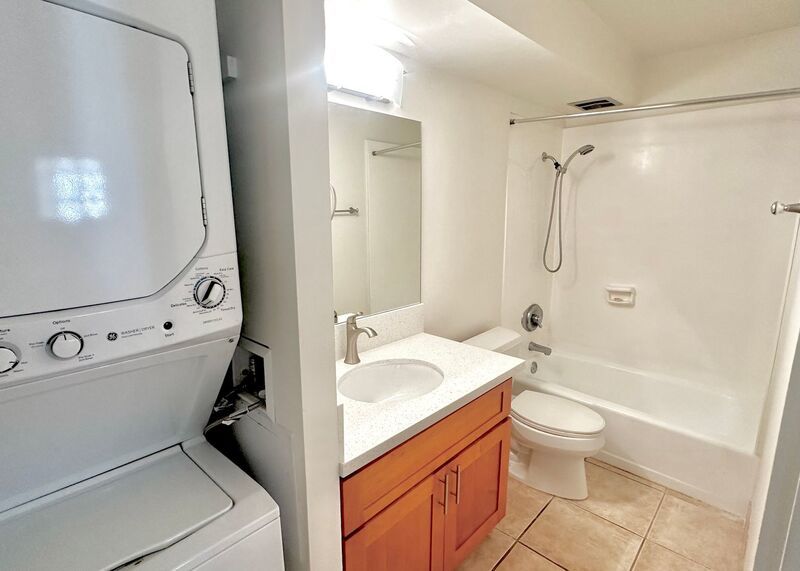 CONVENIENTY LOCATED AND SPACIOUS 2BD/2BA CONDO UNIT - WAIKIKI (NEWLY RENOVATED) property image