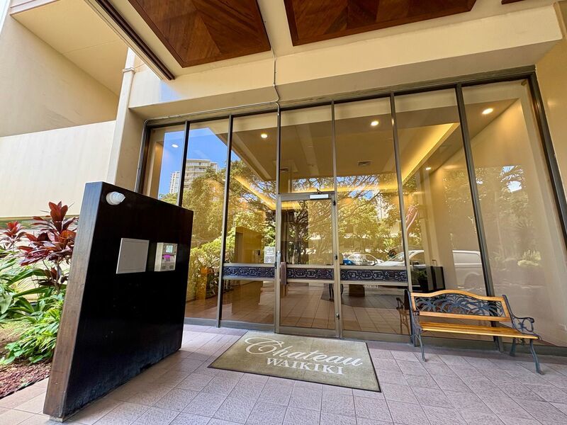Available Now- 1 BED/1 BATH/2 PRKG in Chateau Waikiki! ALL Utilities Included, 6 Mo. Lease, Fully Furnished property image