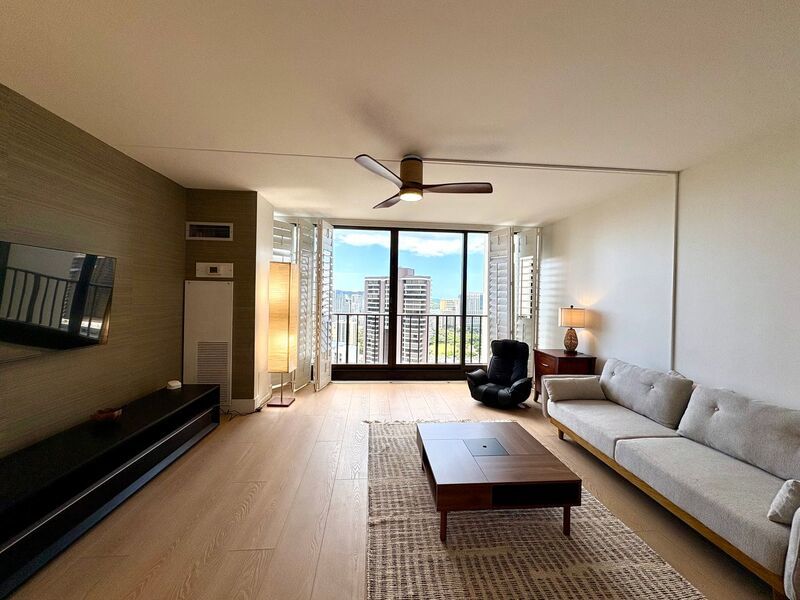 Available Now- 1 BED/1 BATH/2 PRKG in Chateau Waikiki! ALL Utilities Included, 6 Mo. Lease, Fully Furnished property image