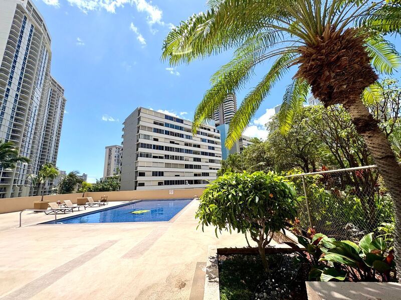 Available Now- 1 BED/1 BATH/2 PRKG in Chateau Waikiki! ALL Utilities Included, 6 Mo. Lease, Fully Furnished property image