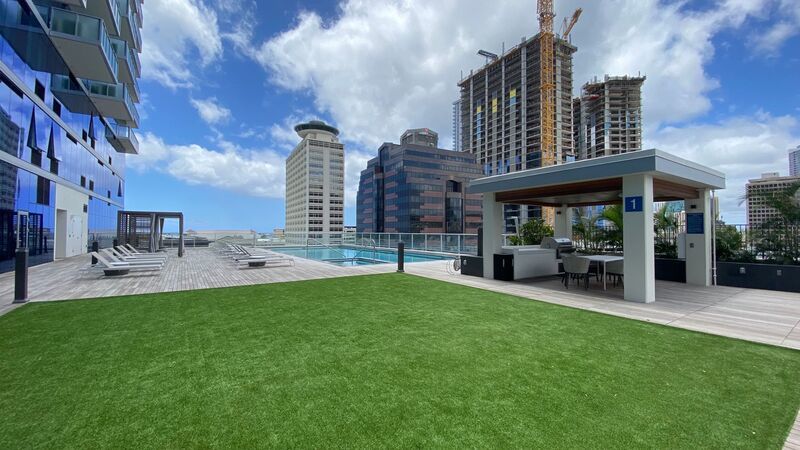 HIGH FLOOR 1 BED/1 BATH IN AZURE ALA MOANA! property image