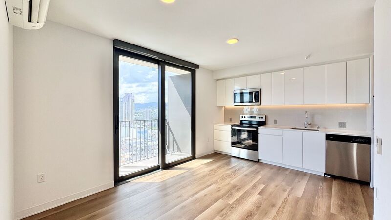 Ocean Views! 1 BED 1 BATH with 1 ASSIGNED STALL in AALII - WARD VILLAGE! property image