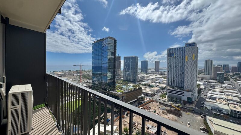 Ocean Views! 1 BED 1 BATH with 1 ASSIGNED STALL in AALII - WARD VILLAGE! property image