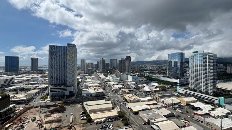 Ocean Views! 1 BED 1 BATH with 1 ASSIGNED STALL in AALII - WARD VILLAGE! property image