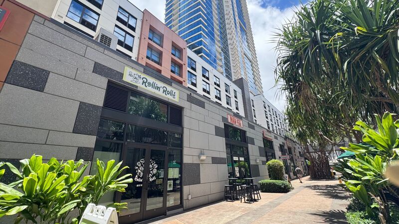 FURNISHED 40TH FLOOR PENTHOUSE UNIT - 1BD/1BA WITH 1 COVERED PARKING property image