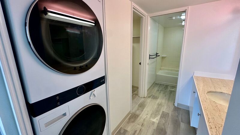 Available NOW - Highly Desired 2 BED 2 BATH Near Ala Moana property image