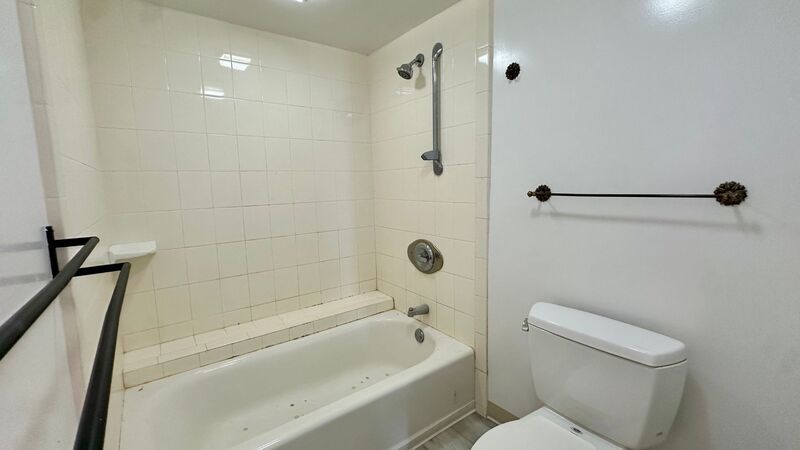 Available NOW - Highly Desired 2 BED 2 BATH Near Ala Moana property image